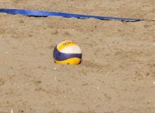 برگزاری مسابقات والیبال ساحلی در پارک کوثر شیروان