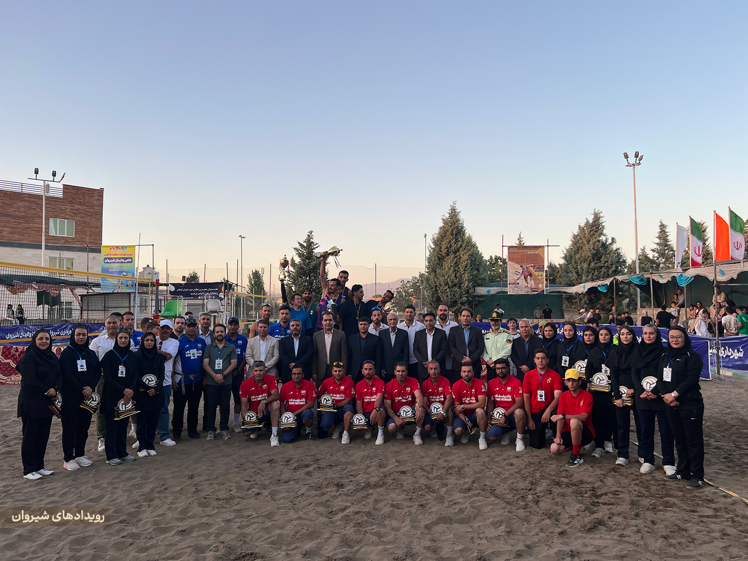 🏐 سنگ‌آهن بافق یزد قهرمان تور ملی والیبال ساحلی شیروان شد