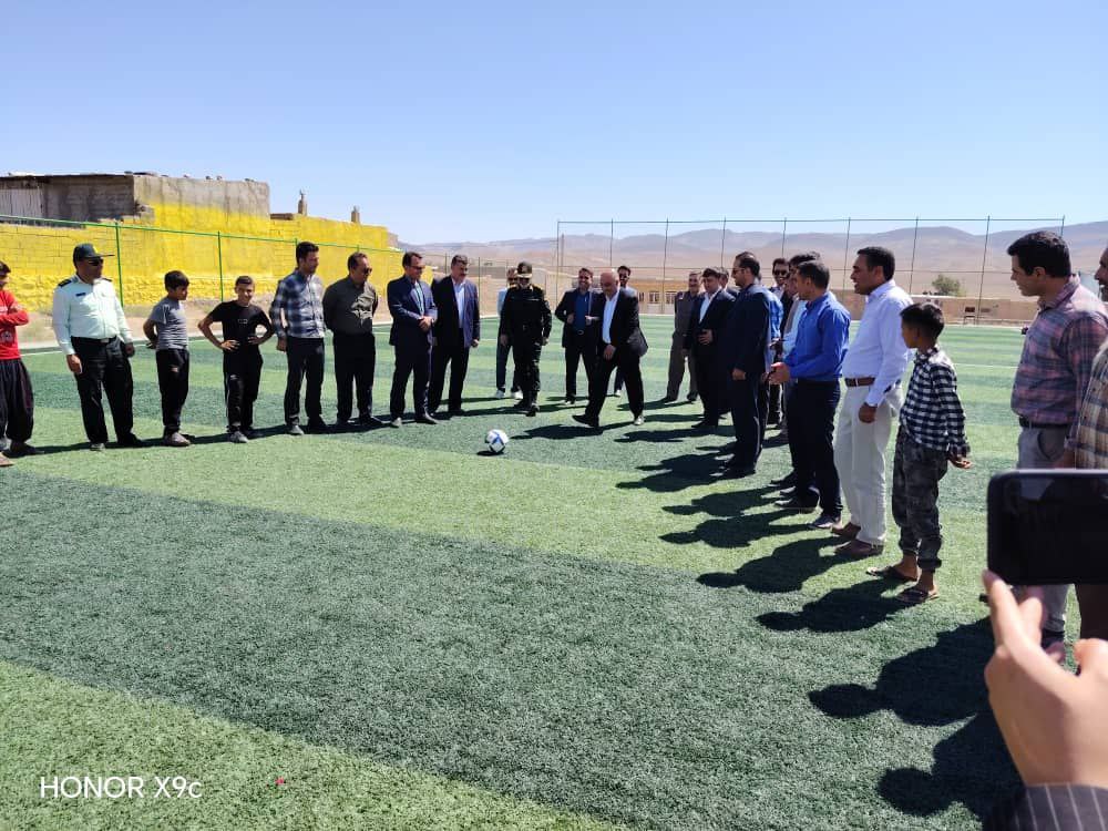 خالق زاده: افتتاح زمین چمن مصنوعی شهرک امام رضا(ع) گامی مهم در توسعه ورزش روستایی است