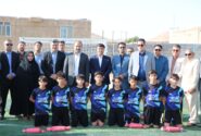 افتتاح زمین چمن مصنوعی مدرسه شهید عوض‌پور روستای حسین‌آباد