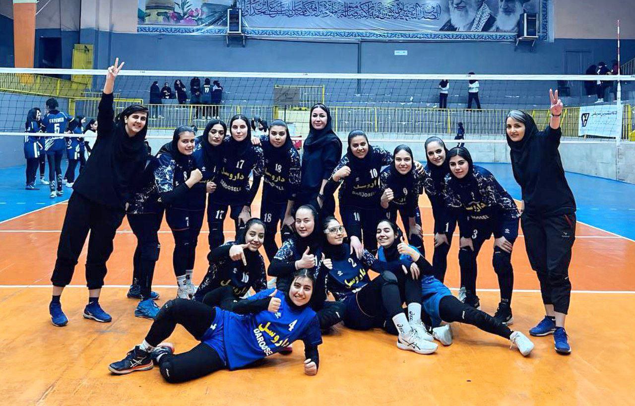 بیژن یورد روی نوار پیروزی